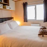 Billing Aquadrome Northampton Lovely Waterside 2 Bedroom Static Holiday Home Shemar