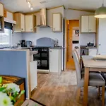 Billing Aquadrome Northampton Lovely Waterside 2 Bedroom Static Holiday Home Shemar