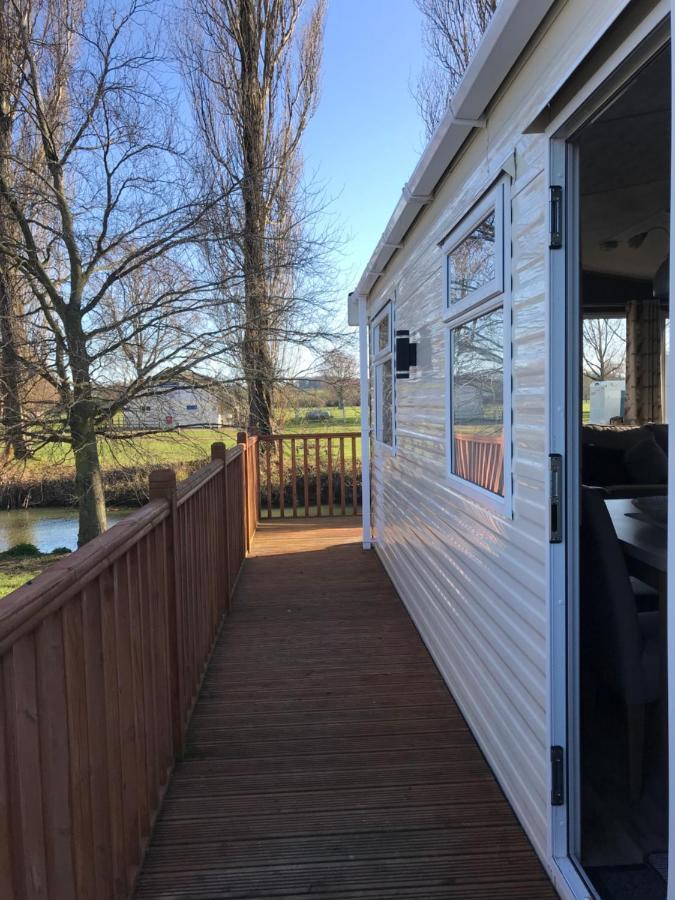 Billing Aquadrome Lovely Waterside 2 Bedroom Static Holiday Shemar Northampton